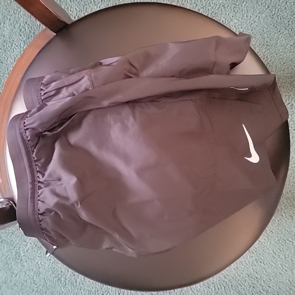 Nike Men's Running Shorts, size XL. Color Black with Grey swoosh - Picture 2 of 6